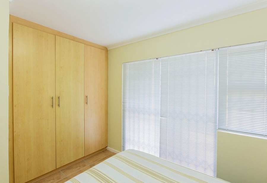 To Let 3 Bedroom Property for Rent in Country Club Western Cape